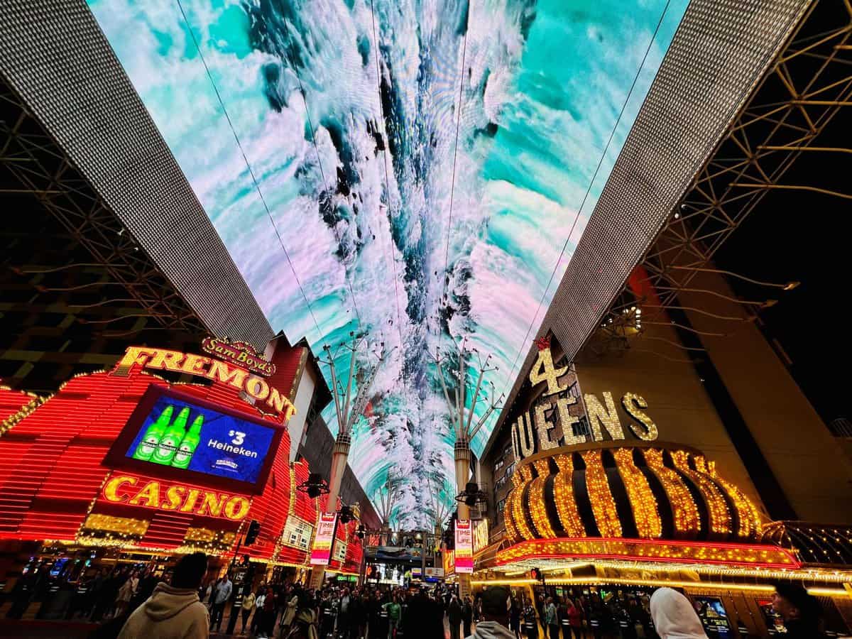 Fremont Street Experience Viva Vision - world's largest video screen photo 2