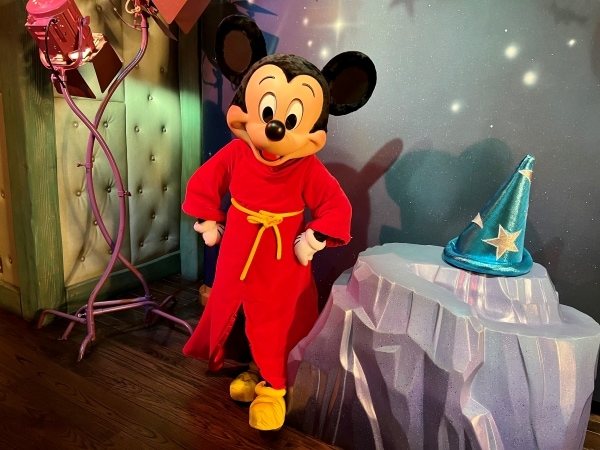 Meet Mickey at Mickey's house in Disneyland