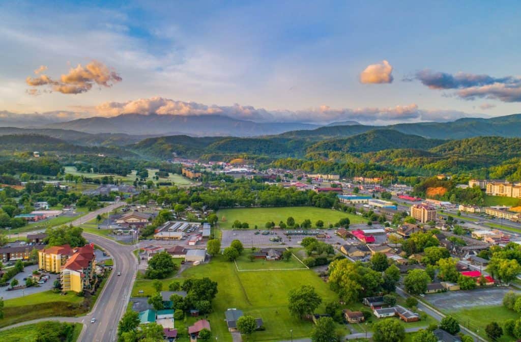 best scenic drives in smoky mountains pigeon forge
