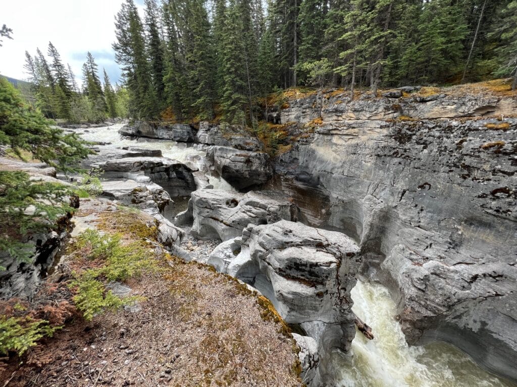 Rushing waterfall at Maligne Canyon